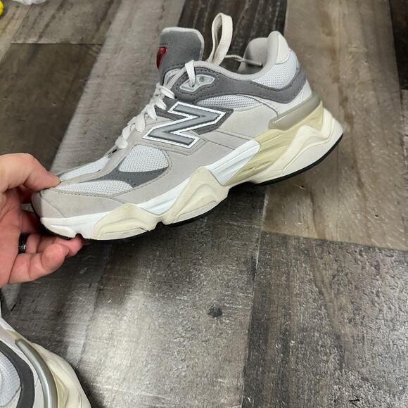 New Balance 9060 Men’s Grey Sneakers U9060GY – Size 5.5 - Picture 9 of 16